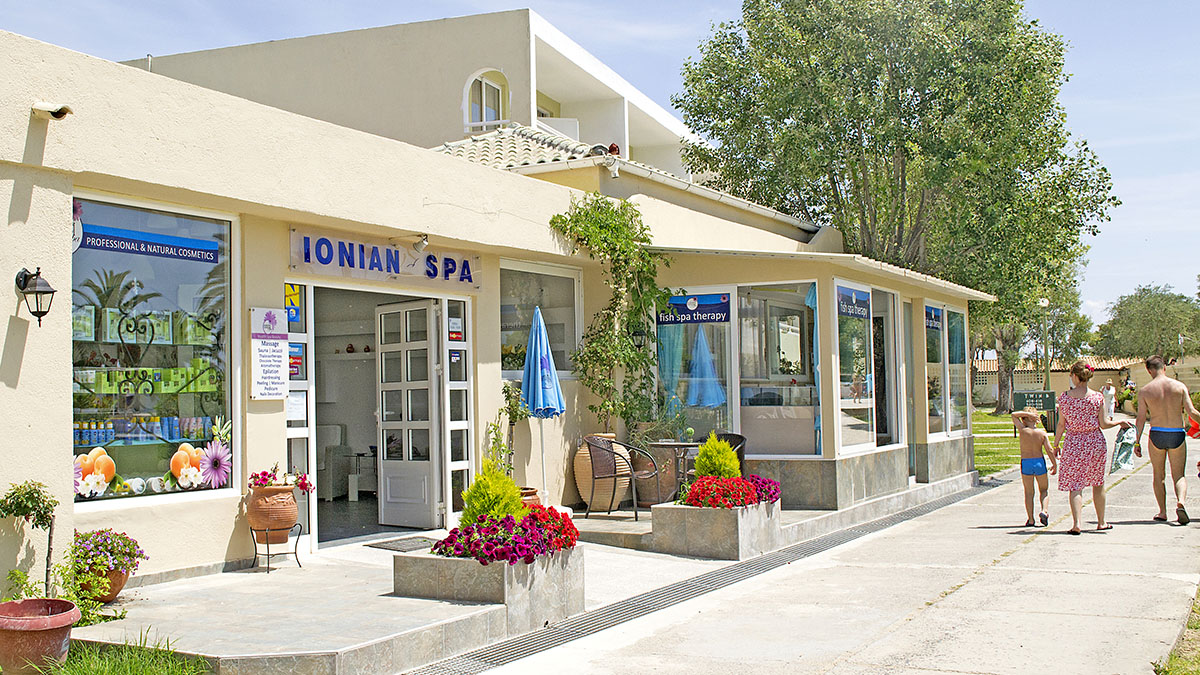 Canvas by Mitsis Messonghi